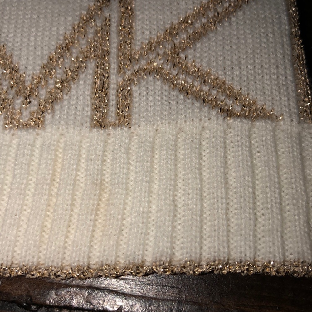 Michael Kors Beanie - Picture 3 of 3